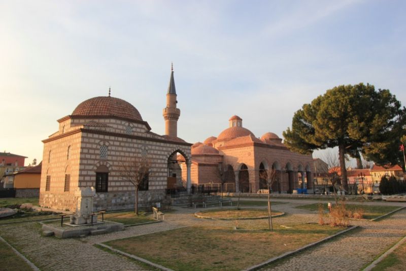 Мечеть шейха Кубеддина и Музей Изника