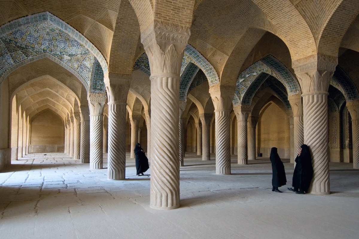 shiraz vekil mosque1200x800