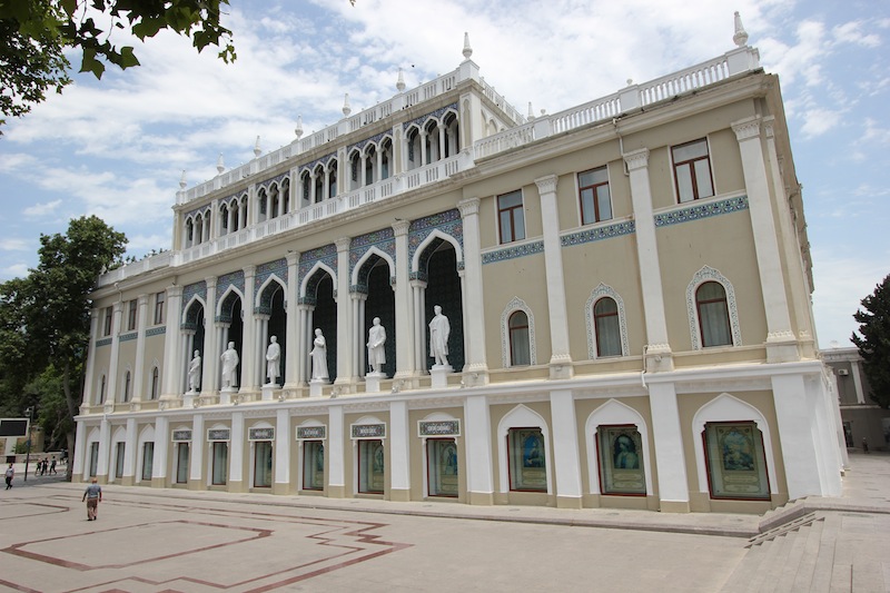Музей азербайджанской литературы им. Низами Гянджеви