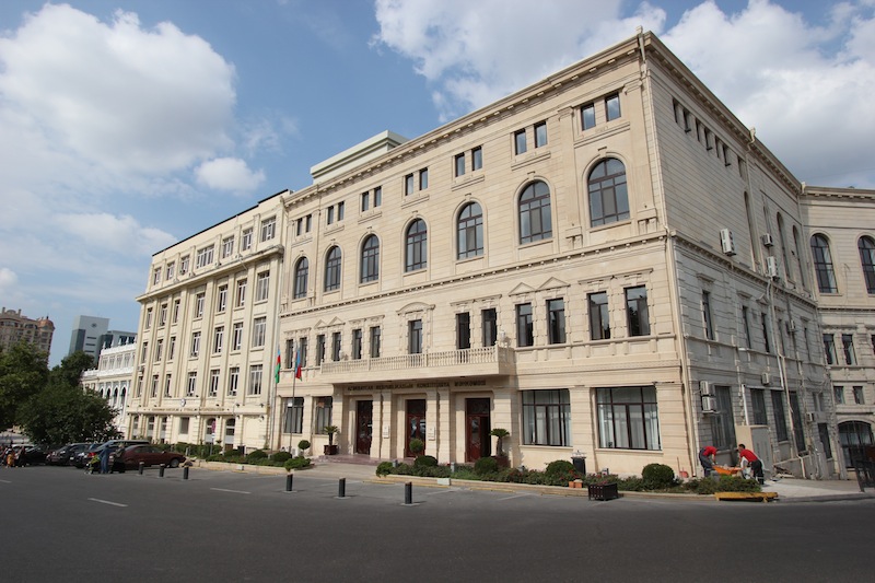 Здание Конституционного суда в Баку