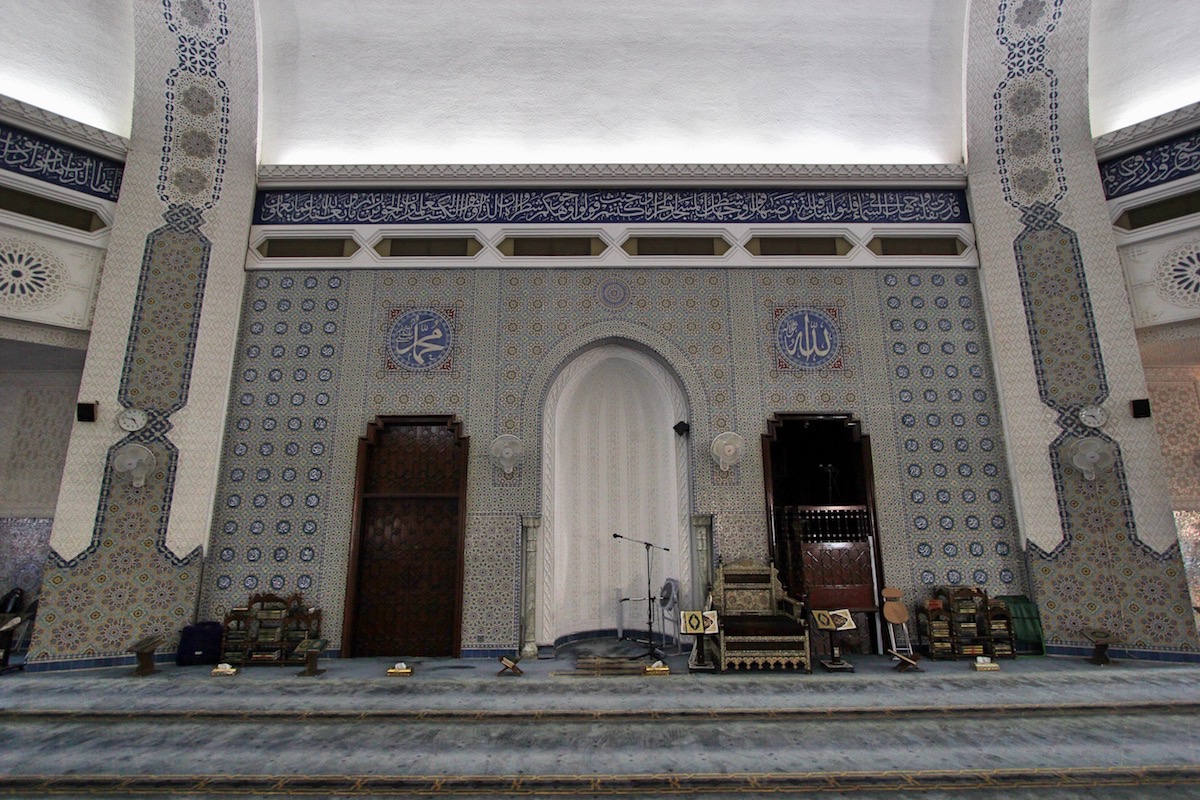 Интерьер мечети Хасана Аль-Анани