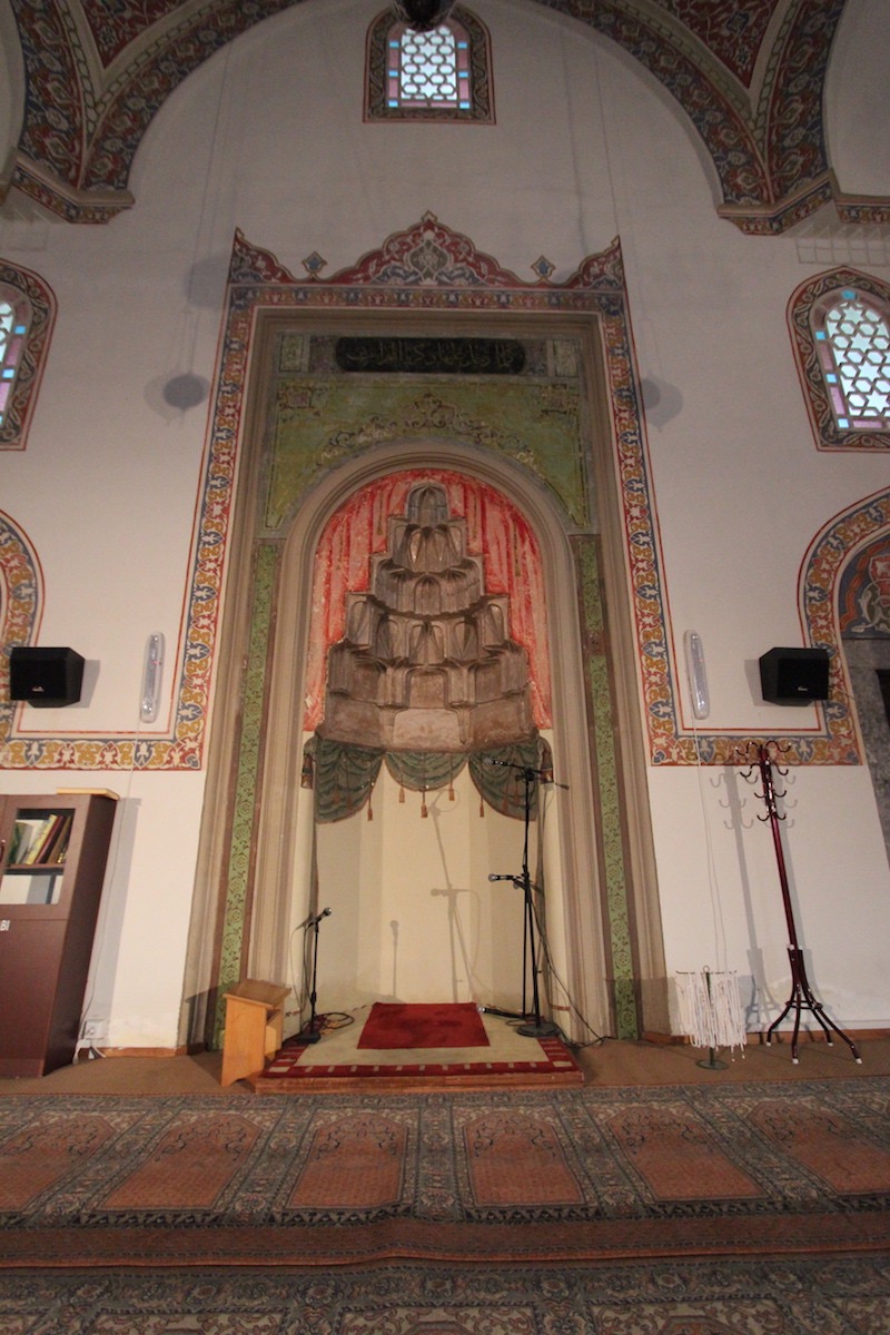 Интерьер мечети Куршунлу