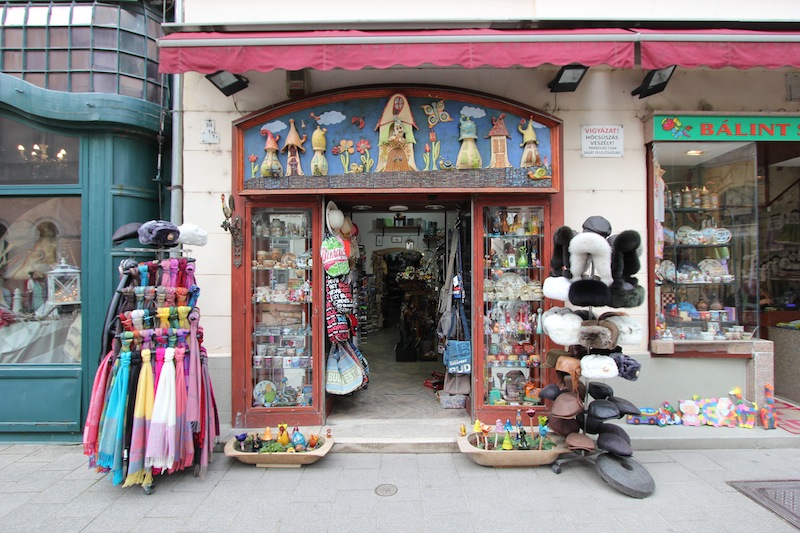 Магазин сувениров на улице Ваци