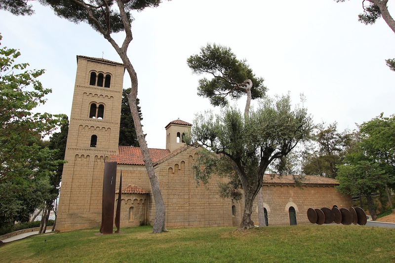 Монастырь Сан Мигель (Каталония)
