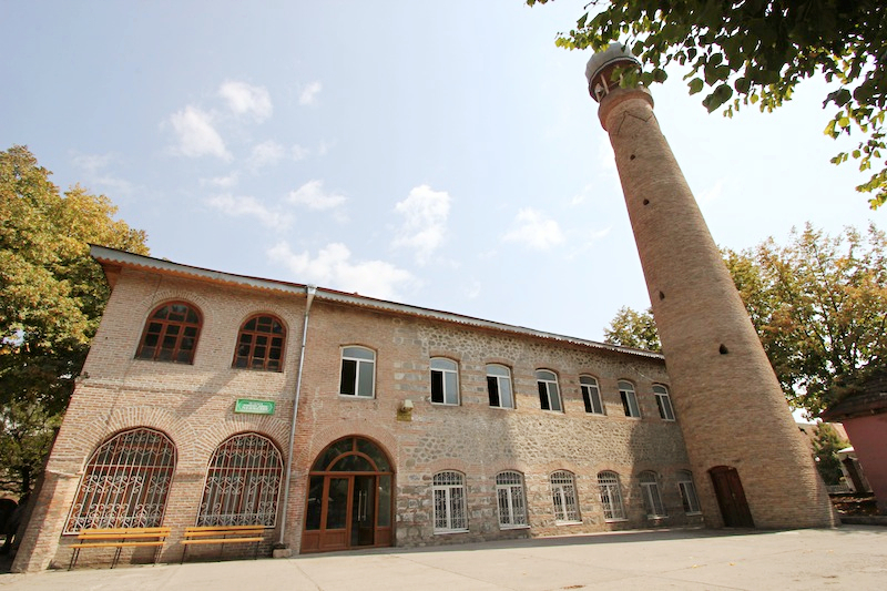 Джума-мечеть в Шеки