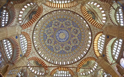 Главный купол мечети Селимие в Эдирне